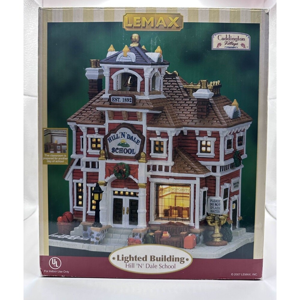 Lemax Hill 'N' Dale School 75542 Caddington Village 2007 Lighted READ